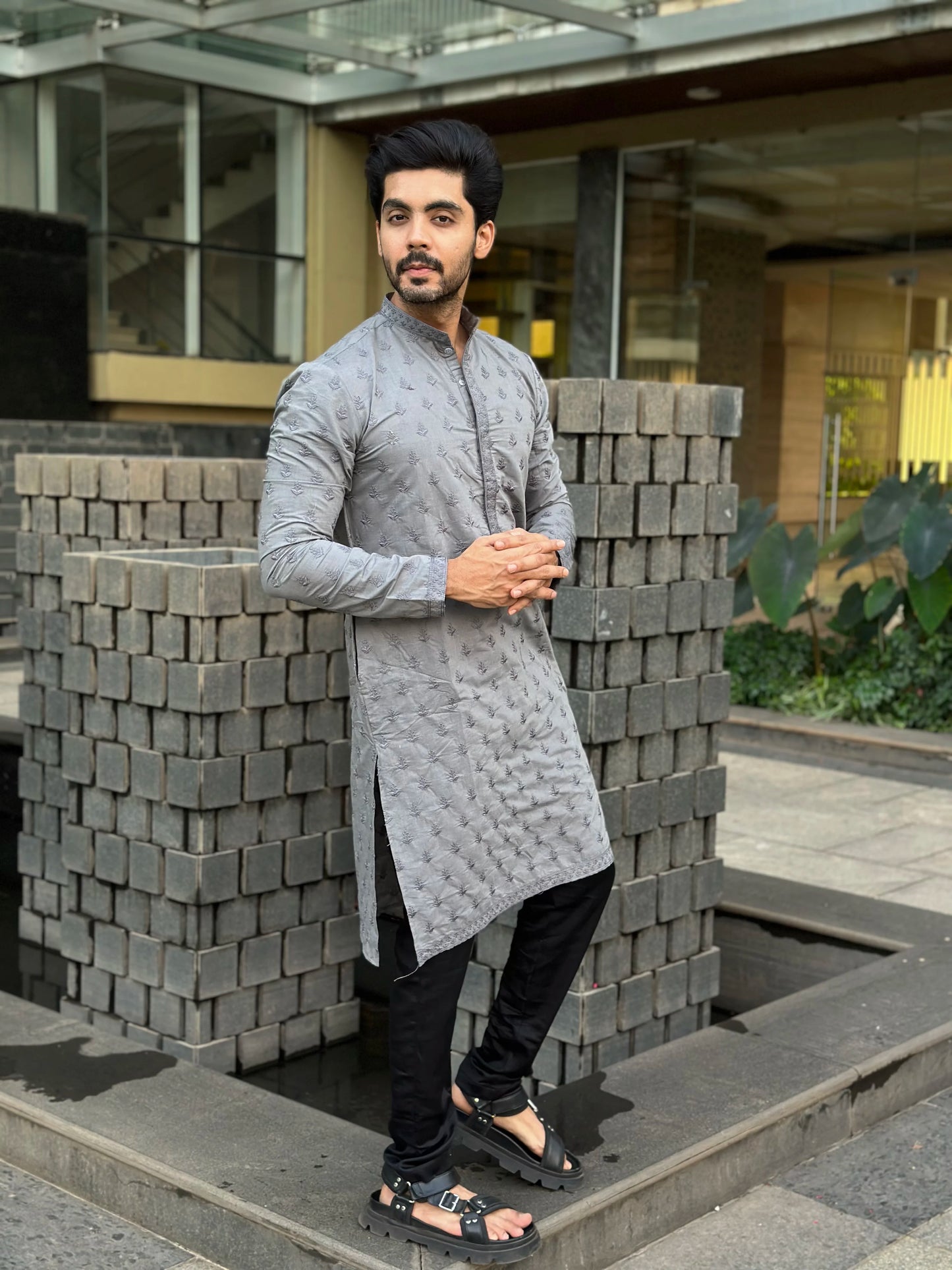 EMBROIDERED GREY KURTA