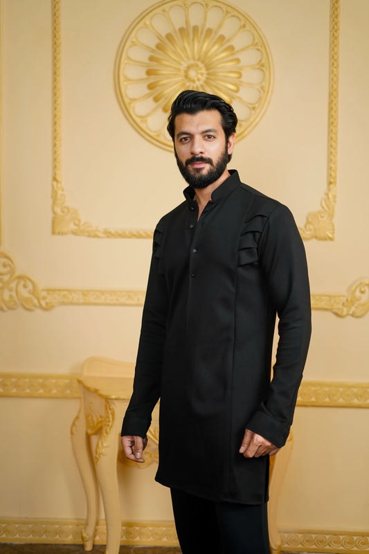 SIDE PLETE STRETCH BLACK KURTA SET