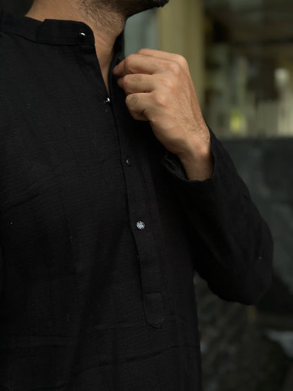 BLACK LINES KURTA