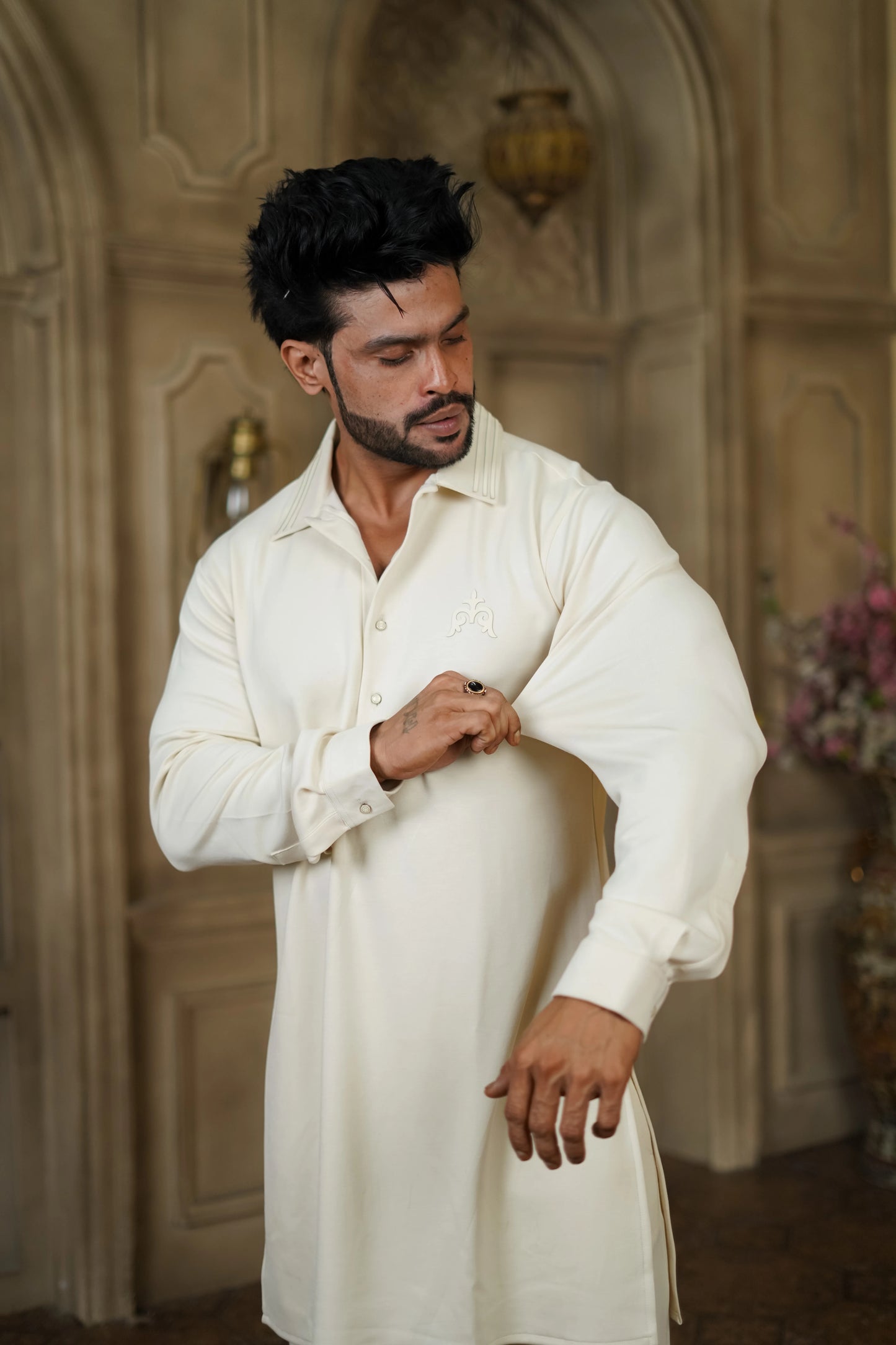 STRETCH MOTIF PRINTED WHITE KURTA WITH PANTS