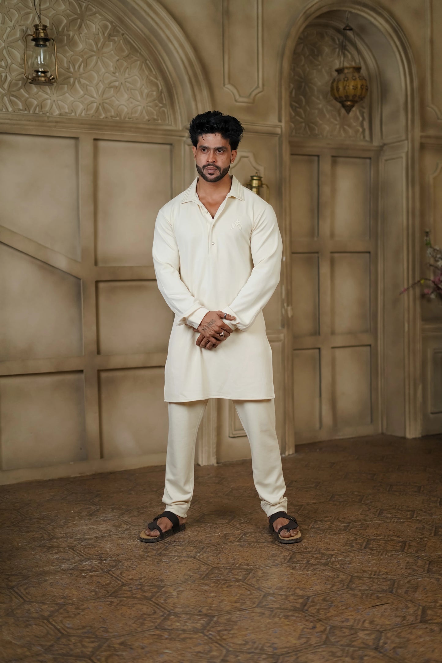 STRETCH MOTIF PRINTED WHITE KURTA WITH PANTS
