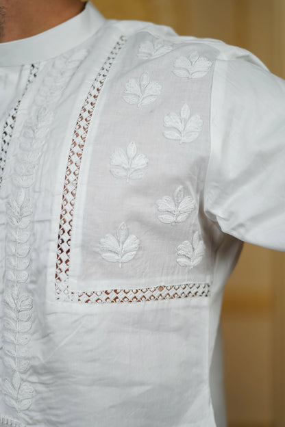 BOX BOOTI HAND EMBROIDERED KURTA WITH PANTS