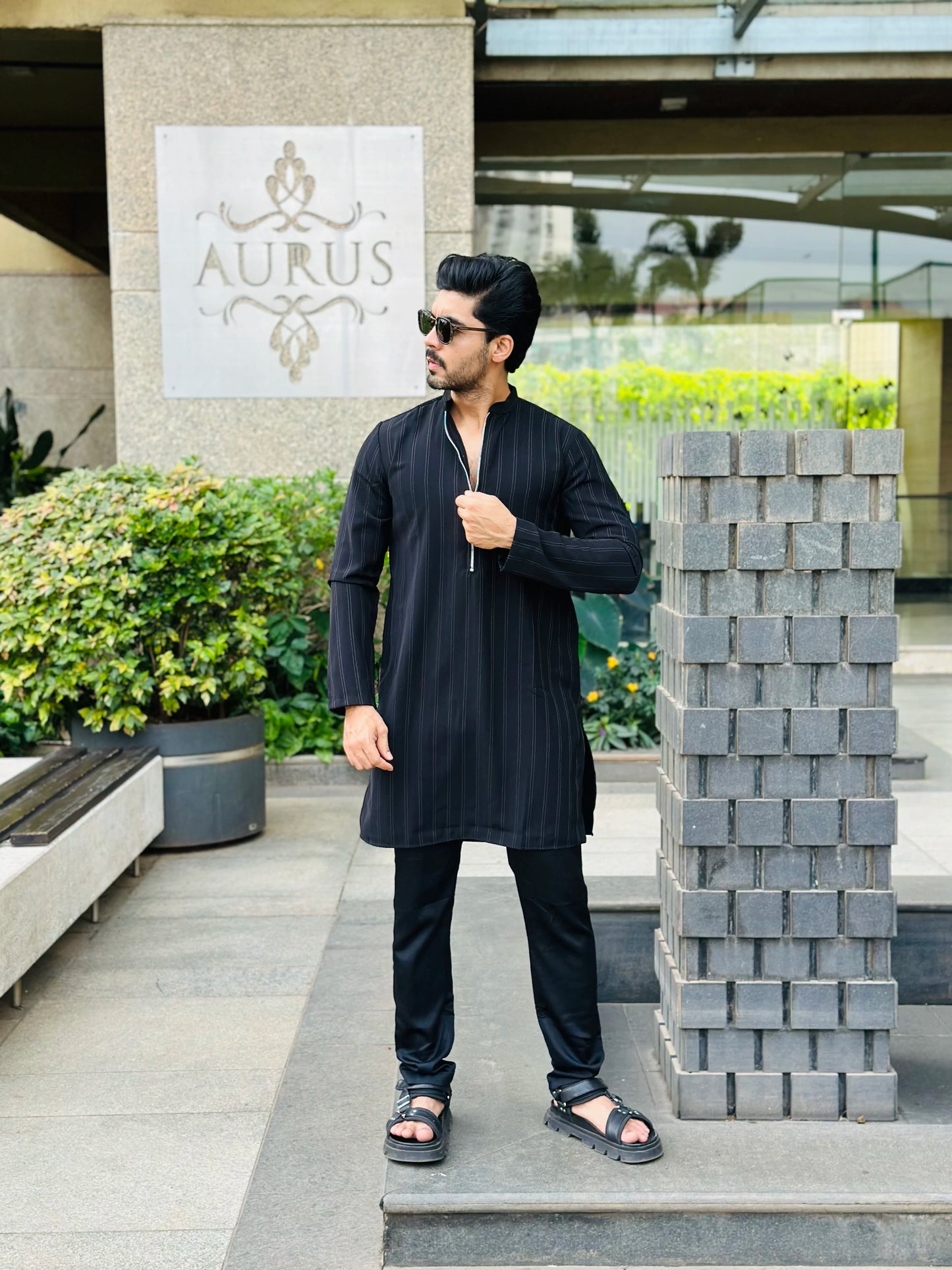 ZIP BLACK KURTA