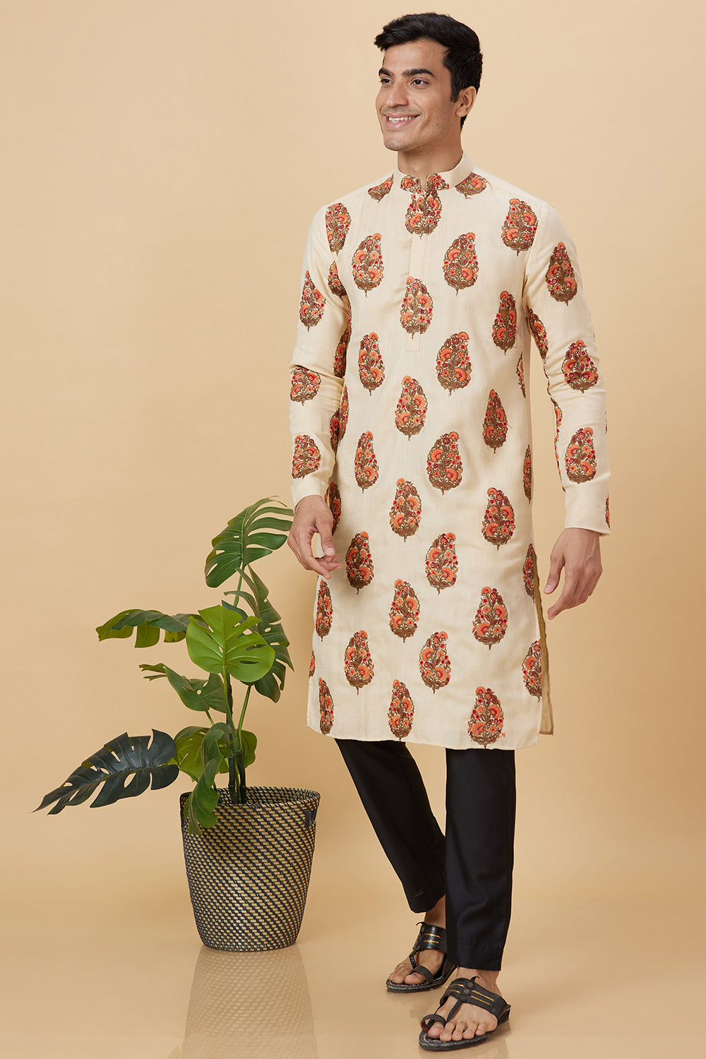 KURTA CREAM PLACEMENT EMBROIDERY