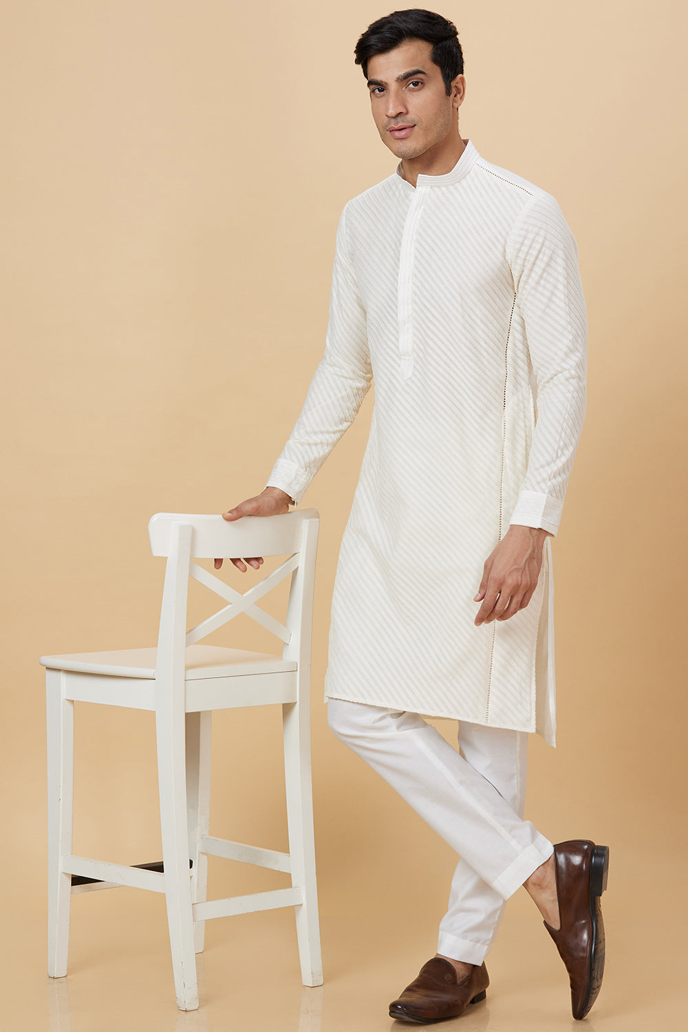 KURTA CREAM SLANT STRIPE WORK