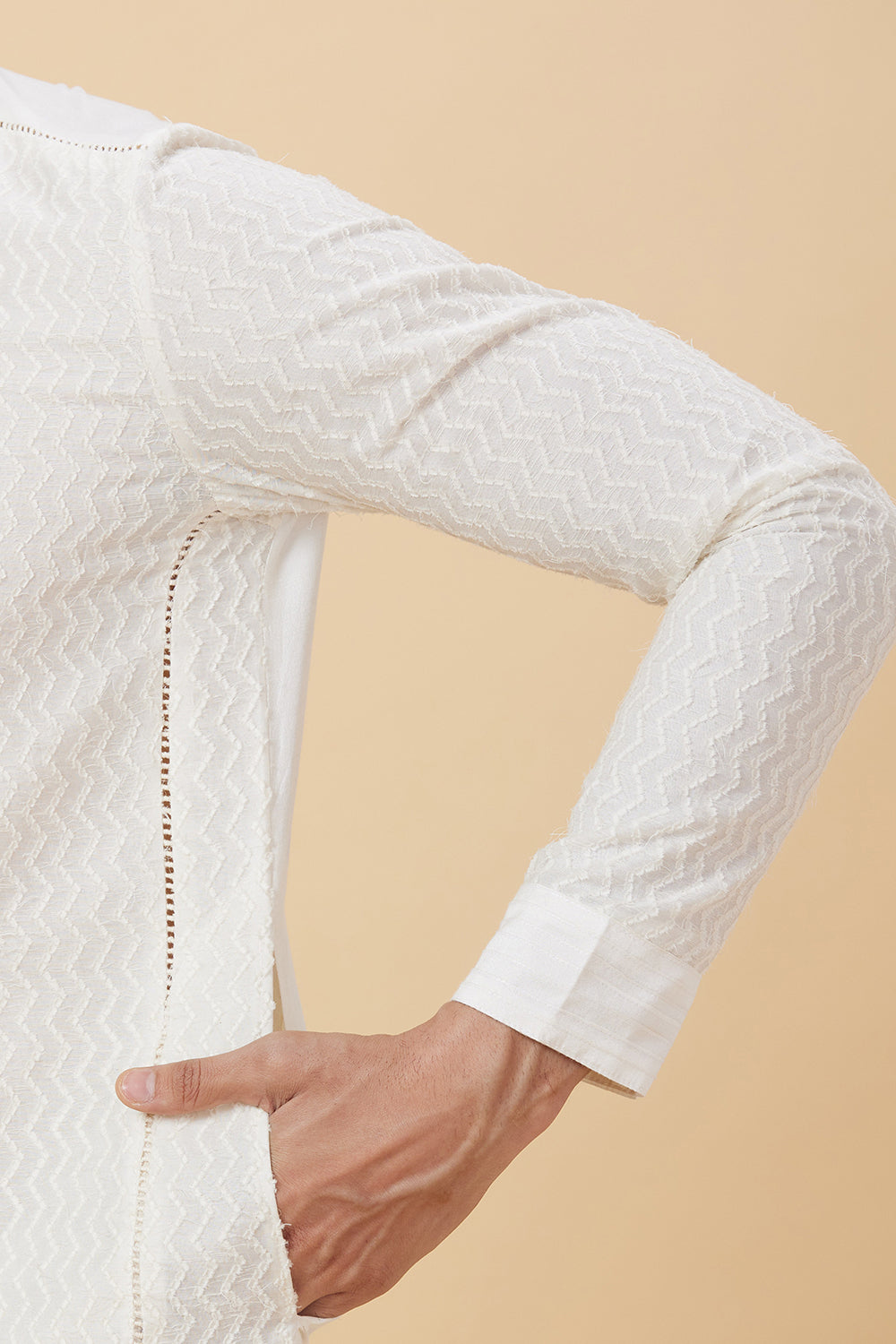 KURTA CREAM ZIG ZAG WORK