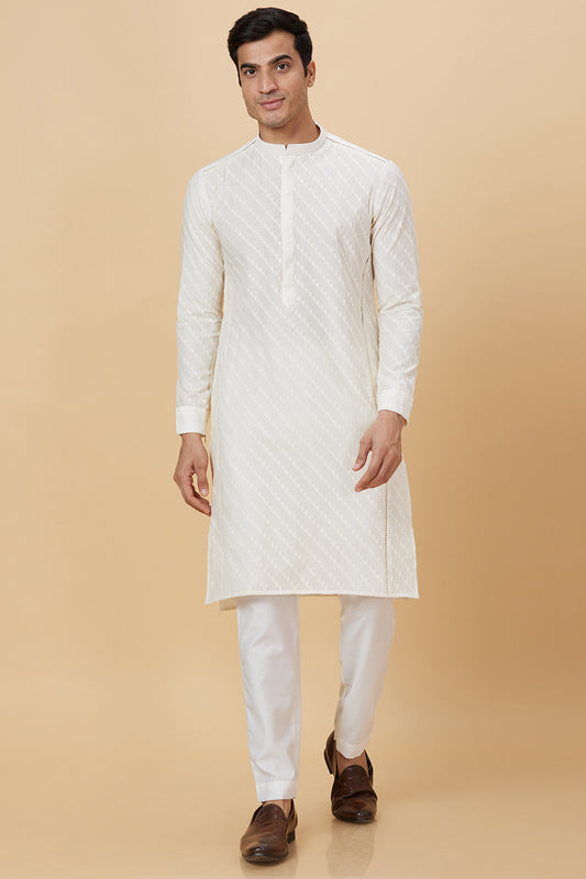 KURTA CREAM SLANT SELF TRIANGLE