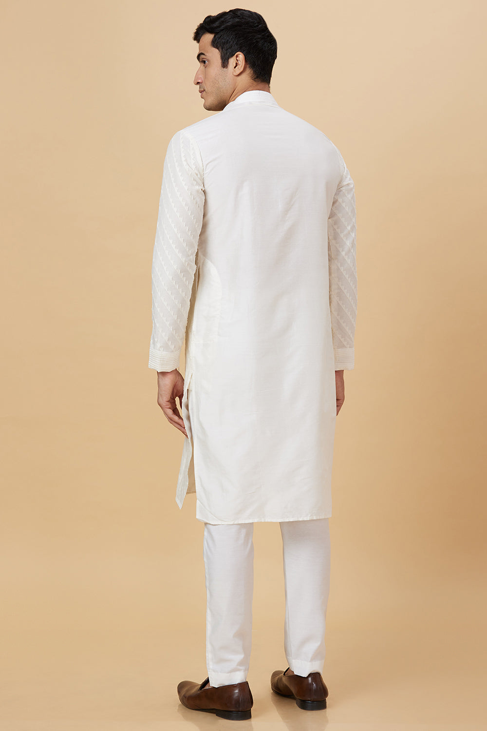 KURTA CREAM SLANT SELF TRIANGLE