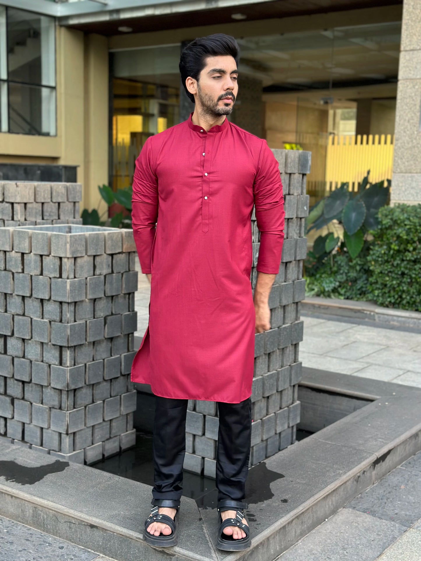 RED KURTA
