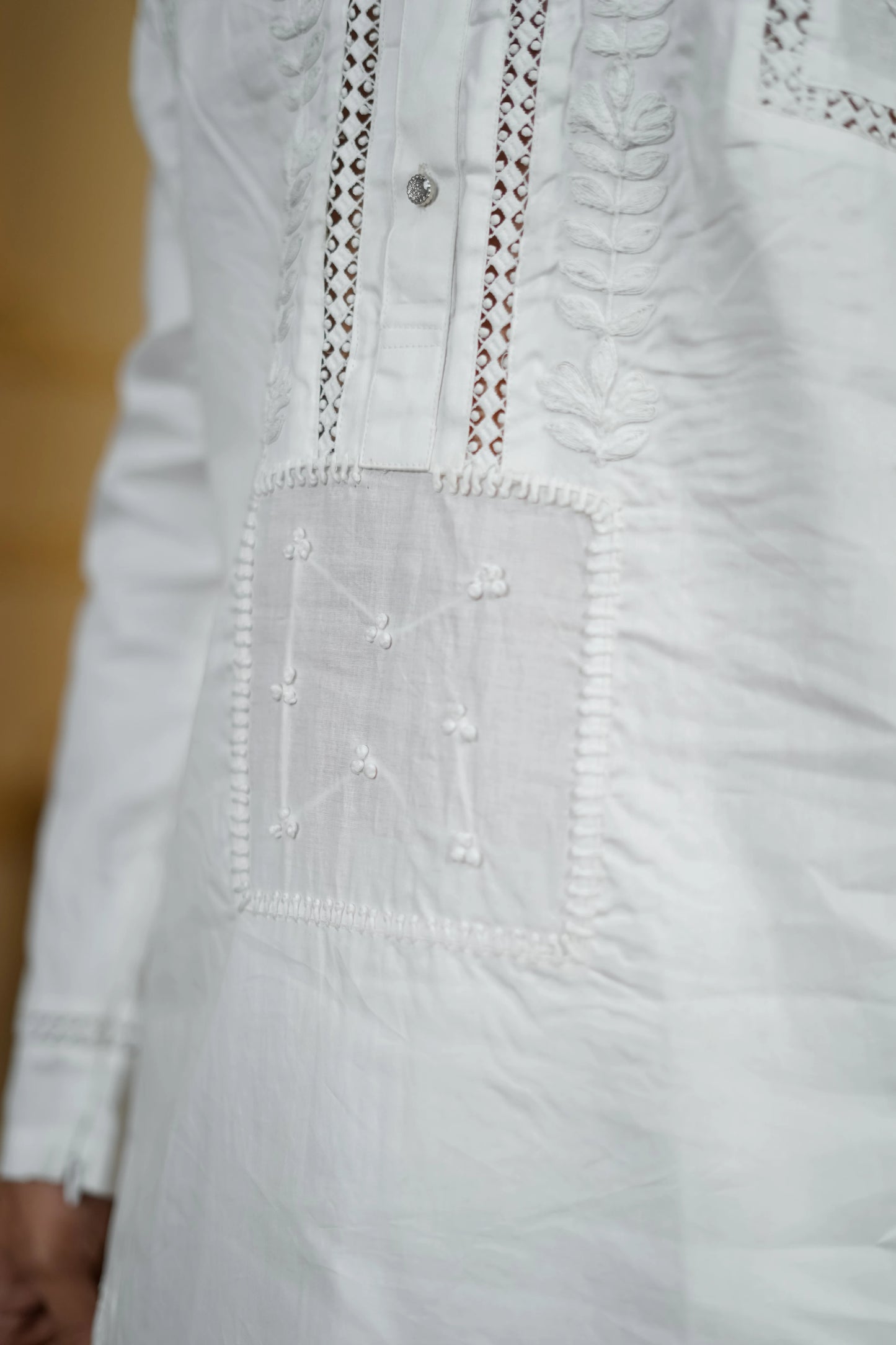 BOX BOOTI HAND EMBROIDERED KURTA WITH PANTS