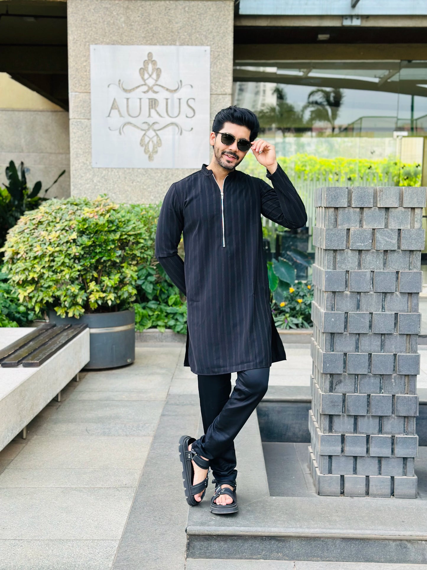 ZIP BLACK KURTA